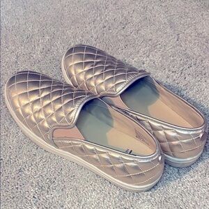 SM New York Gold Quilted Sneakers size 9